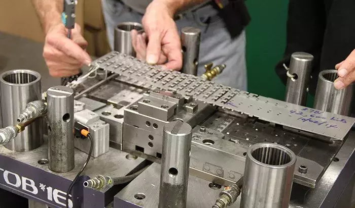 冲压五金模具设计的经验分享及未来发展方向简述,模具设计,冲压,第1张 冲压五金模具设计的经验分享及未来发展方向简述,冲压模具的经验分享及未来发展方向简述,模具设计,冲压,第1张